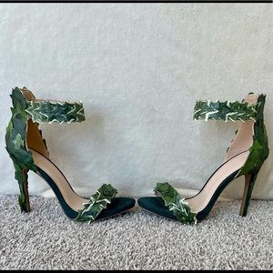 Charlotte Russe, size 8. Poison Ivy customized by me! Used once, indoors.